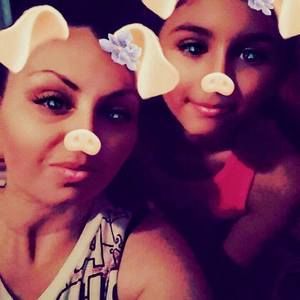 Meet your Posher, Denise